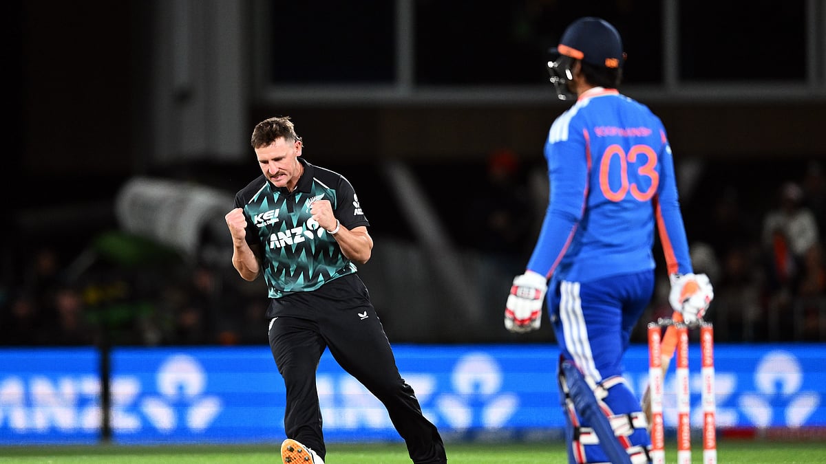New Zealand's Nathan Smith, left, celebrates the wicket of India's Vaibhav Sooryavanshi during the second T20 cricket international between New Zealand and India in Christchurch, New Zealand, Saturday, Oct. 24, 2026 - (Chris Symes/Photosport via AP)