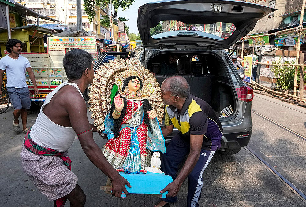 An idol of Goddess Lakshmi