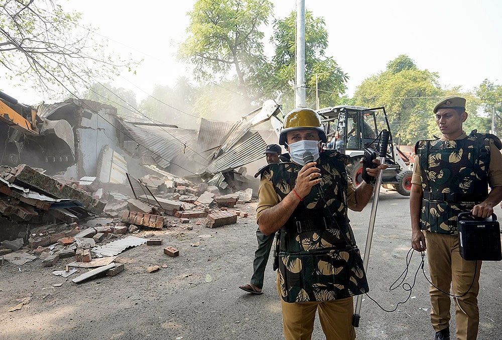 Lucknow lawyers chambers demolition