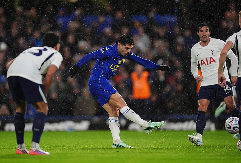 Chelsea vs Tottenham Hotspur premier league highlights-Pedro Neto