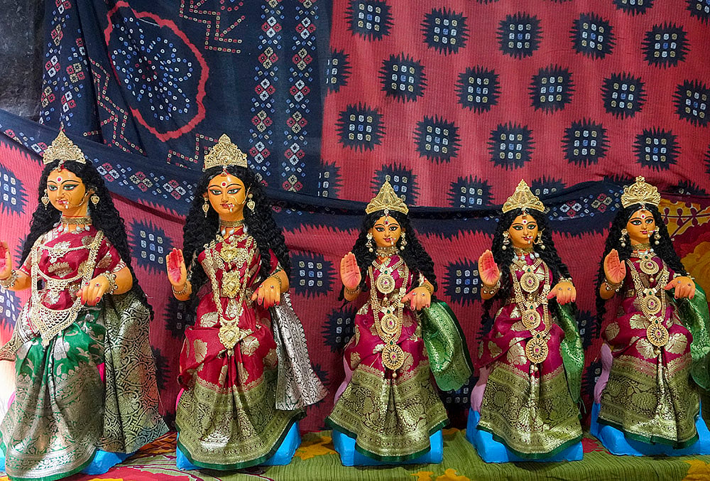 Idols of Goddess Lakshmi 
