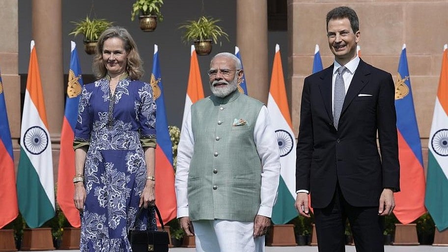 PM Modi Meets Liechtenstein’s Prince Alois and Princess Sophie - null