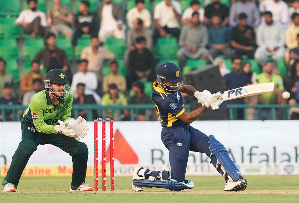 Pakistan vs Sri Lanka Tri-Series ODI Cricket highlights-Pavan Rathnayake