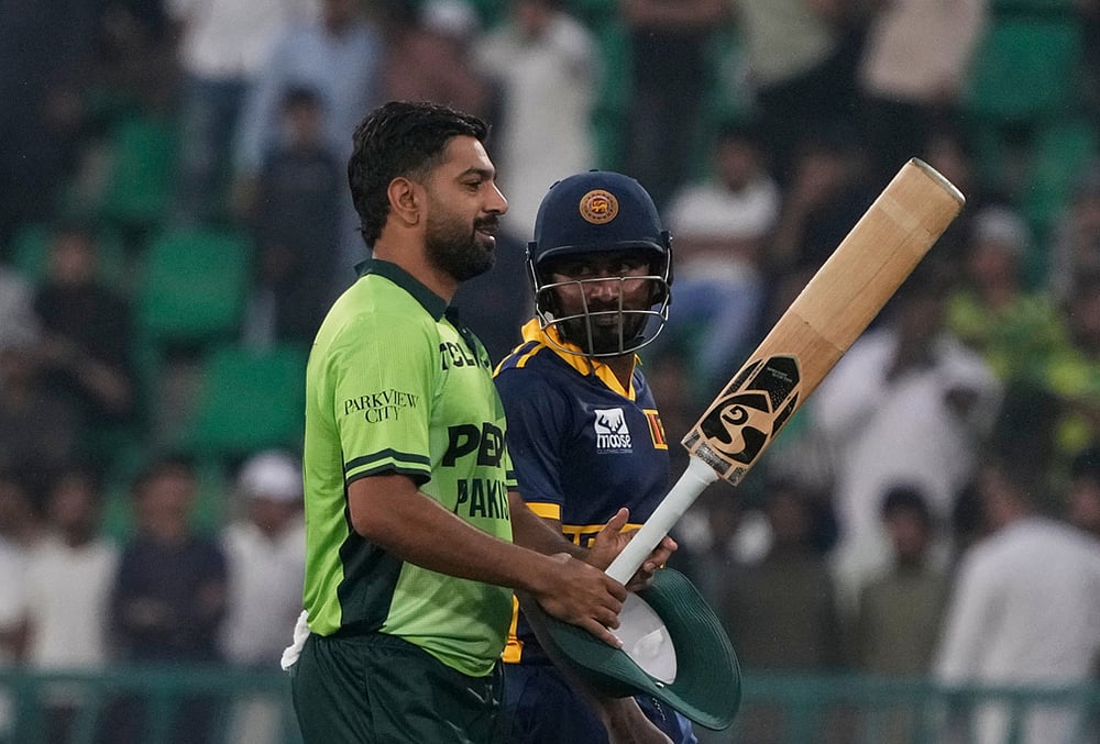 Pakistan's Haris Rauf checks Sri Lanka's Kamindu Mendis bat during the tri-series one-day international cricket match between Pakistan and Sri Lanka, in Lahore, Pakistan, Tuesday, Oct. 27, 2026.  - | Photo: AP/K.M. Chaudary