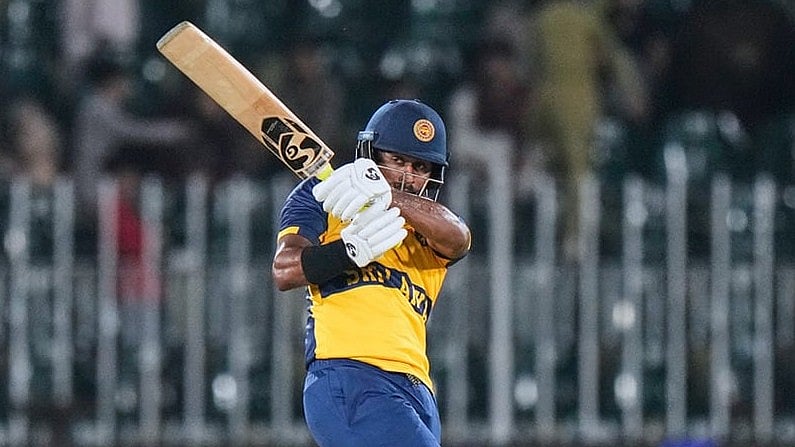 Sri Lanka's Kamindu Mendis plays a shot during the third T20 cricket match between Pakistan and Sri Lanka, in Rawalpindi, Pakistan, Tuesday, Oct. 13, 2026.  - | Photo: AP/Anjum Naveed