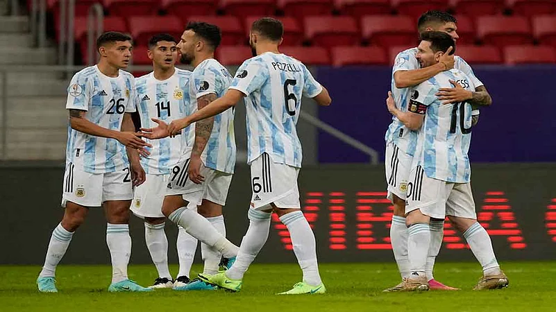 Argentina vs Chile in Copa America 2024