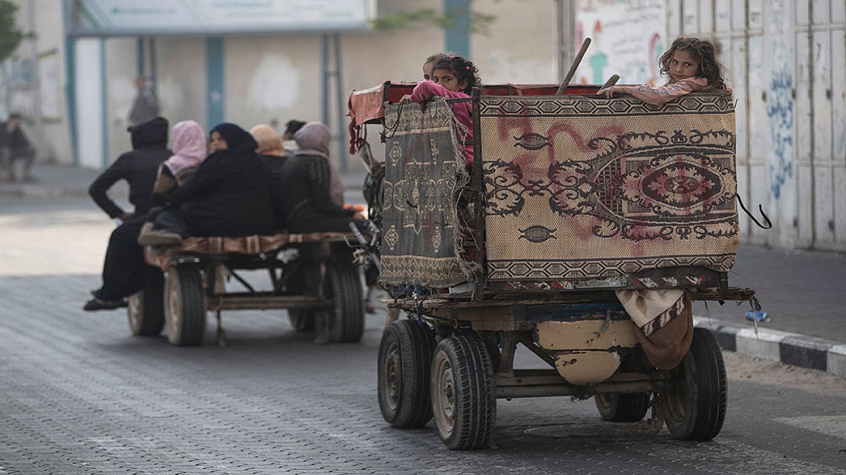 Palestinians Flee Home As Israeli Airstrikes Wreak Havoc In Gaza