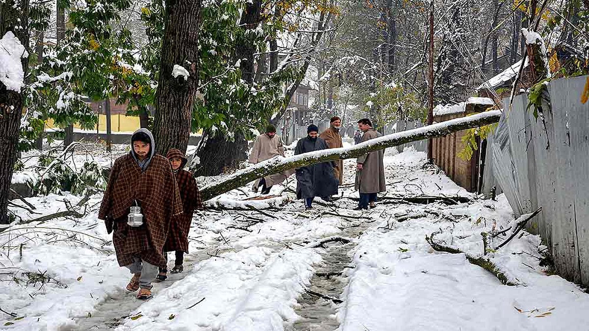 Mercury Falls Across Kashmir, Gulmarg Coldest At Minus 10.4 Degrees Celsius