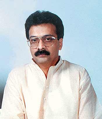‘Mukesh Said, Haan Yaar, Ranjan, Congress To Ab Apni Dukaan Hai’