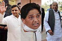 SC Bungalow Order Rattles Past And Present Uttar Pradesh CMs SC Bungalow Order Rattles Past And Present Uttar Pradesh CMs