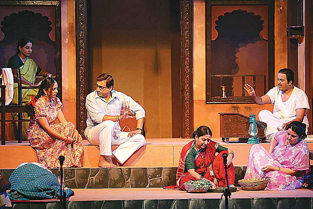 Double Bill: Wada Chirebandi & Magna Talyakathi