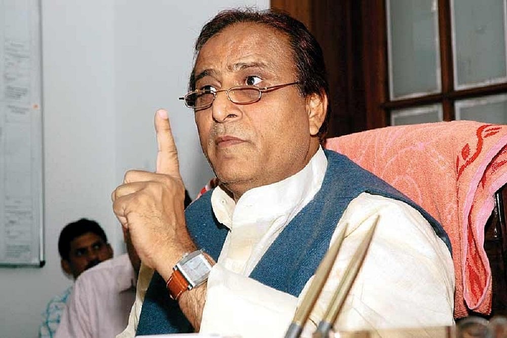 Azam Khan Claims Indian Army 'Gifted' Battle Tank To His University