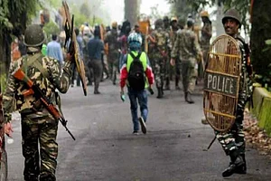 Home Ministry To Withdraw 1,000 Paramilitary Personnel From Protest-Hit Darjeeling
