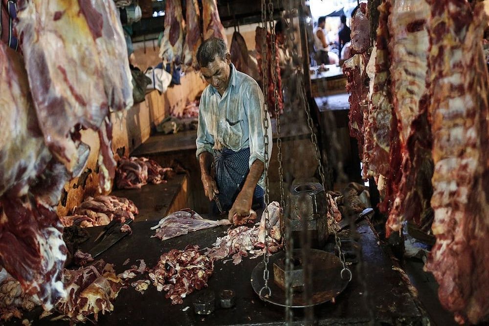 Officials Heckled, Chased, Attacked While Inspecting Illegal Slaughterhouses In Bengaluru