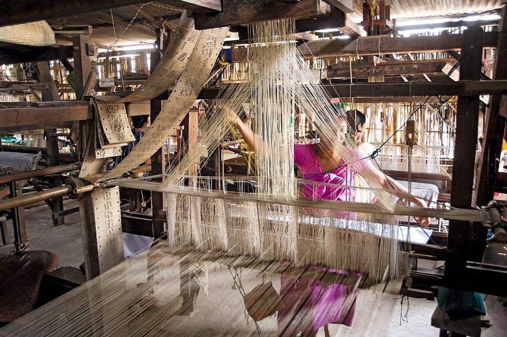 How GST Is Tearing The Indian Handloom Weaving Industry Apart