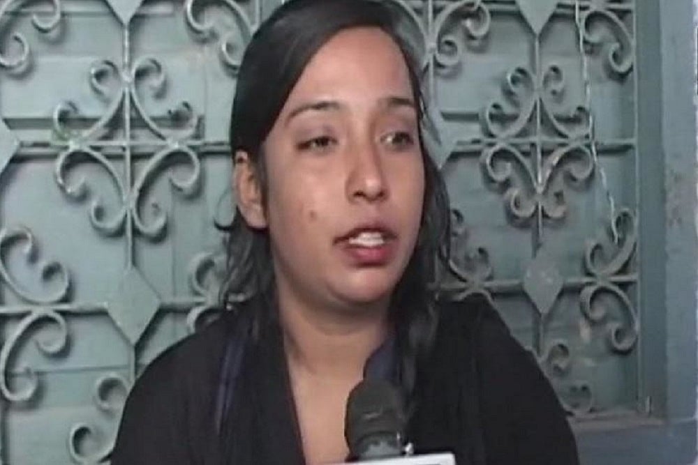 Stones Pelted At Female Yoga Teachers House In Ranchi