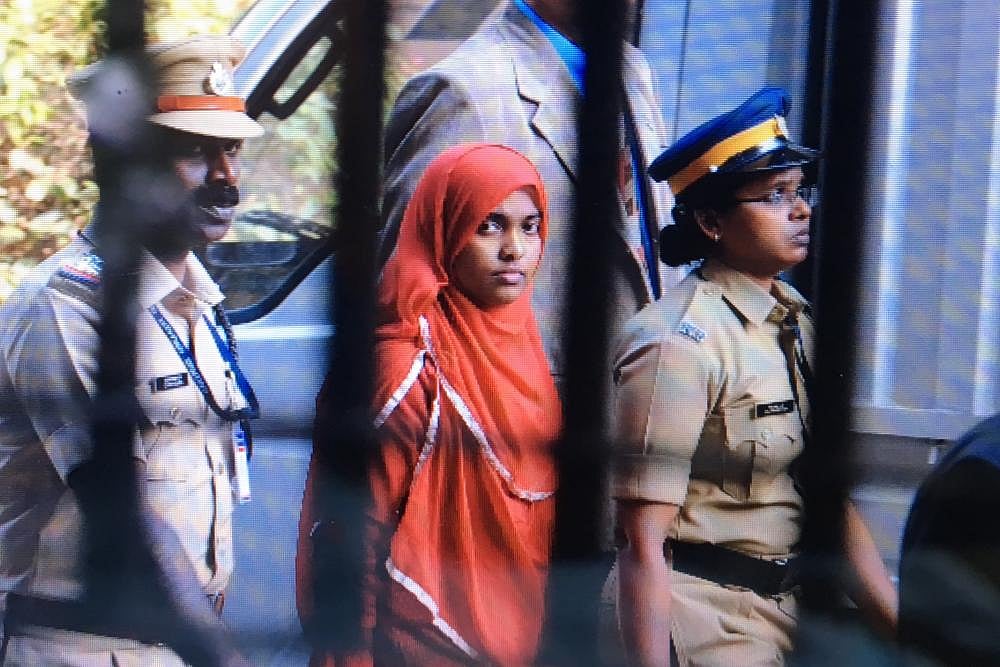 Hadiya Case: Fake News Or Misplaced Outrage? Court Order Doesn’t Mention Guardianship To Dean