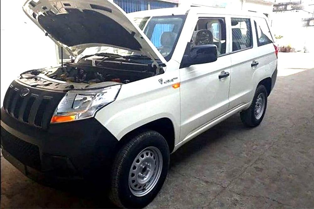 Longer Mahindra TUV 300 Plus Coming Soon (Clear Shots Of The MPV Inside)