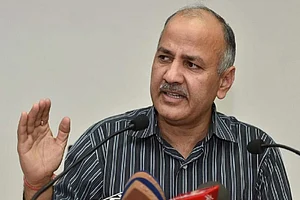 Delhi Pollution: All Primary Schools To Remain Closed Tomorrow, Says Manish Sisodia