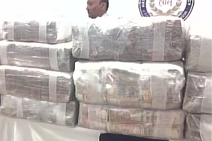 NIA Seizes Nearly Rs 36.5 Crore Demonetised Currency Notes From Kashmir
