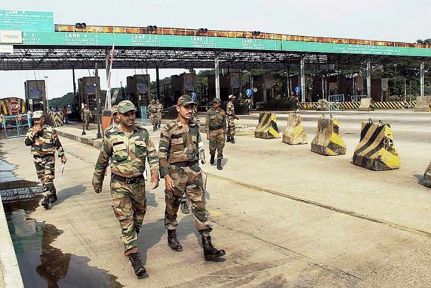 Salute Or Give Standing Ovation To Defence Personnel, NHAI Tells Toll Plaza Staff