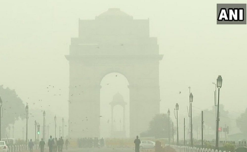 More Than 90 Flights Affected After Dense Fog Engulfs Delhi, Visibility Drops To 50 Metres - null