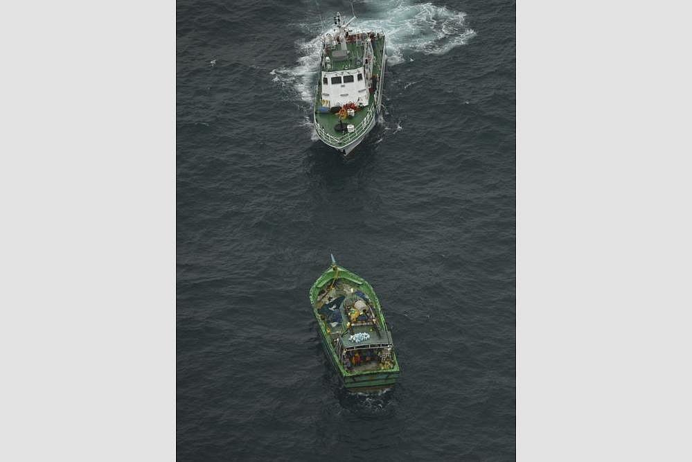 Cyclone Ockhi: Navy Dispatches Relief  Material To Lakshadweep Islands