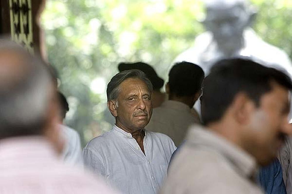 ‘In Pak, He Spoke About Removing Me’: Modi Digs Up Mani Shankar’s 2015 TV Flub To Whiplash Congress