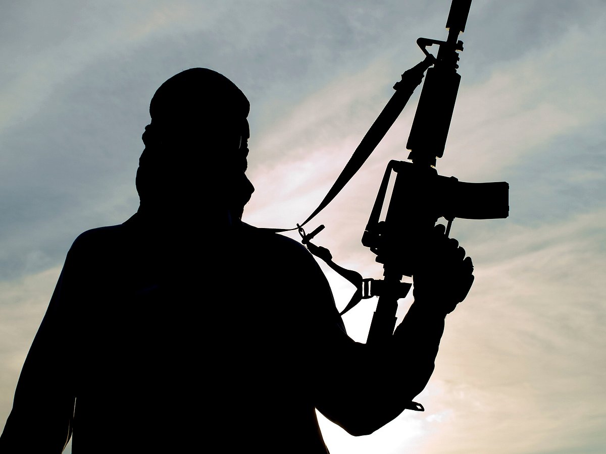 Hizbul Threatens To Behead Hurriyat Leaders For Saying Kashmir Is Political Issue