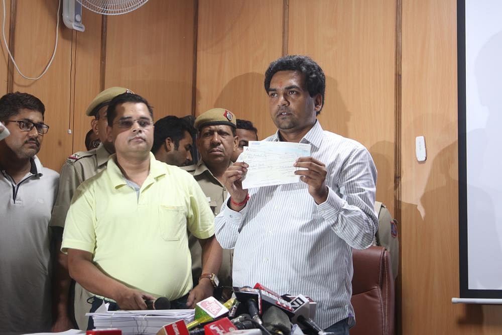 Kapil Mishra Collapses While Addressing Media On His Kejriwal Expose