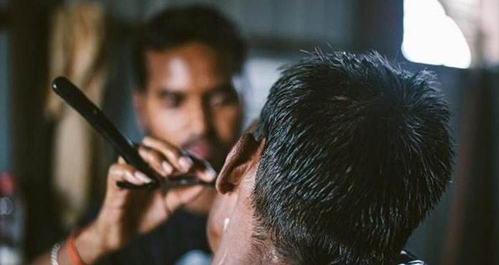 Representational Image : Barber Kept In Lockup For Reaching Late At Police Officer's Residence In Budaun |