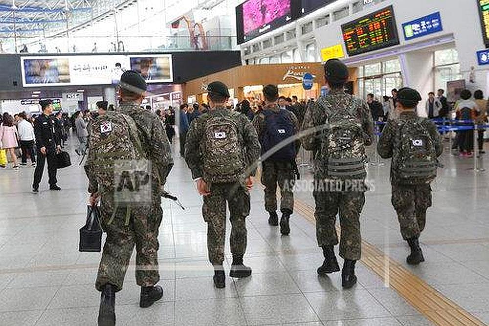 Homosexual Soldiers Arrested in South Korea: Report