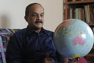 The Farmer's Son From Urulikunnam On Why His Father Made Him Have Books As Friends...