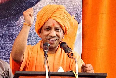 CM Yogi: True Patriotism Is Serving Your Birthplace, As Tajopur Model Shows Path To Rural Self-Reliance