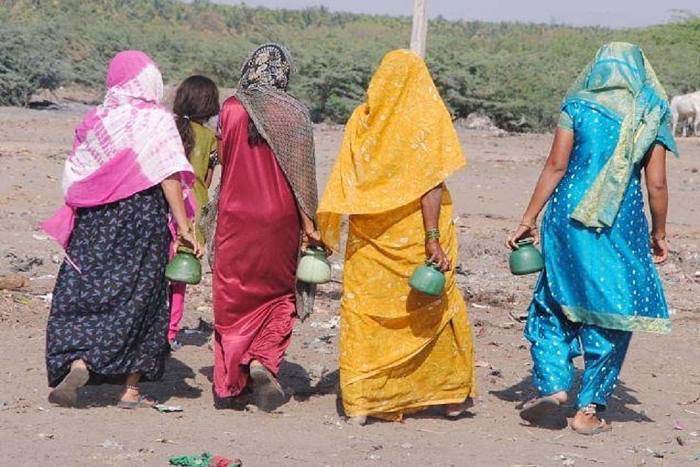 Despite Toilets, Large Number Of People In India Still Defecates In Open: Reports