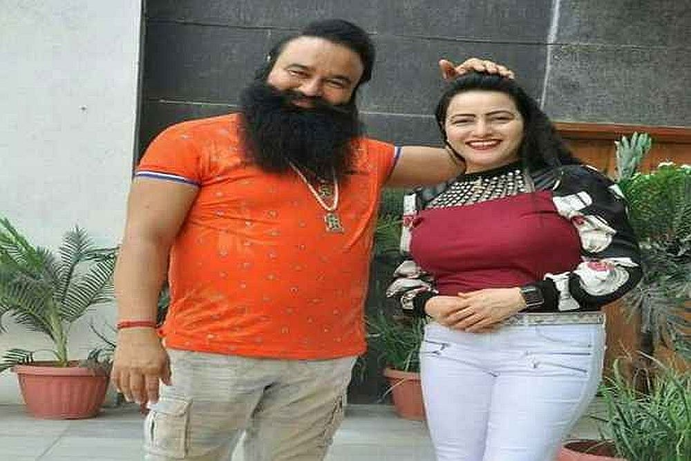 Cops In Police Stations Along Nepal Border On Alert To Ensure Honeypreet Insaan Doesn't Escape