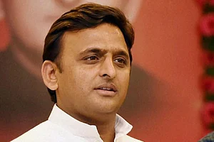 Akhilesh Yadav Defends Rahul Gandhi's Dynasty Remark, Says Their Friendship Will Continue