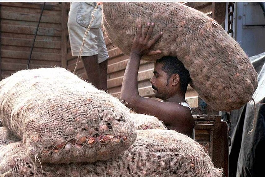 Wholesale Inflation Rises Sharply To 3.24% In August, Vegetable Prices Shoot Up To 45%