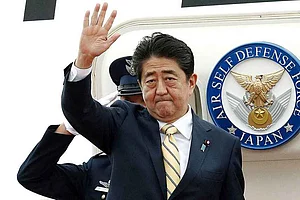 Japanese PM Shinzo Abe Calls For Snap Elections Amidst Growing Tension With North Korea