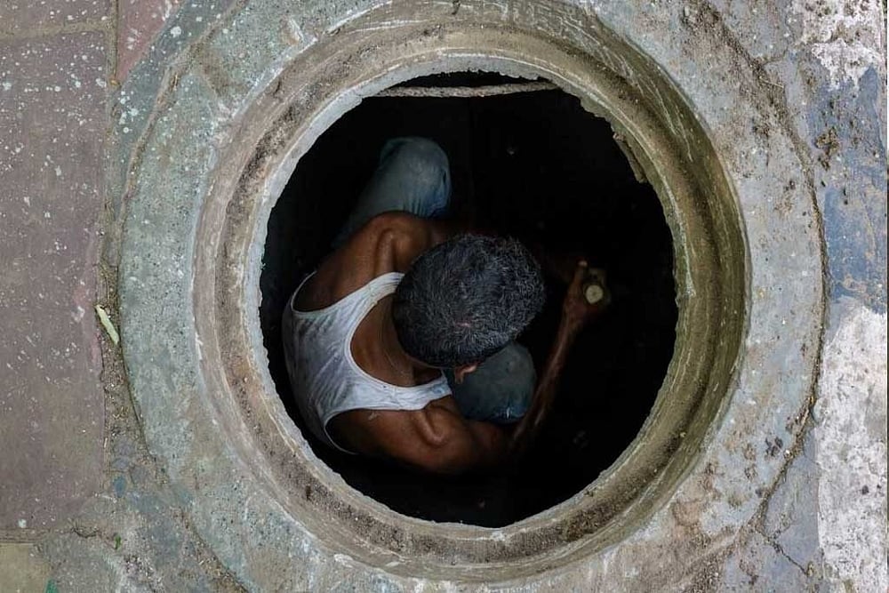 Three Die Of Poisonous Gases While Cleaning Sewer In Gurugram