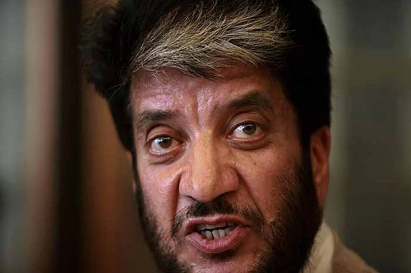 SC Refuses To grant Interim Bail To Separatist Leader Shabir Ahmed Shah
