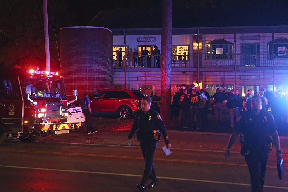 Seattle Food Festival Shootout: 3 Dead, Police Hunt Second Gunman