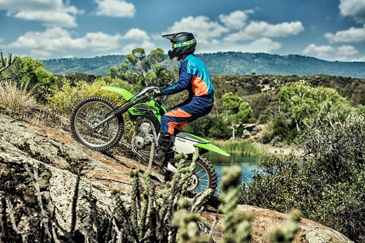 Kawasaki Brings 2019 KLX 140G To India