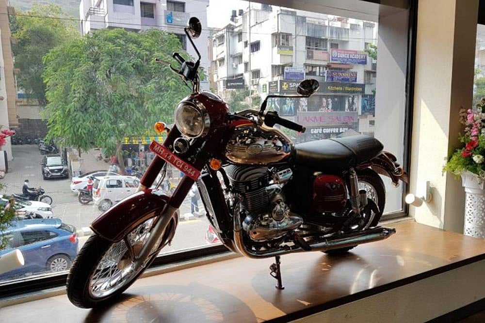 Jawa India Opens First Bike Showroom In Pune