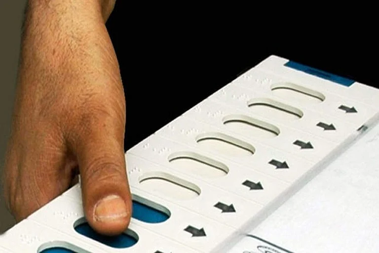 EC Clarifies Bihar Voter Roll Jump, Says 3 Lakh New Voters Added After Valid Applications - null