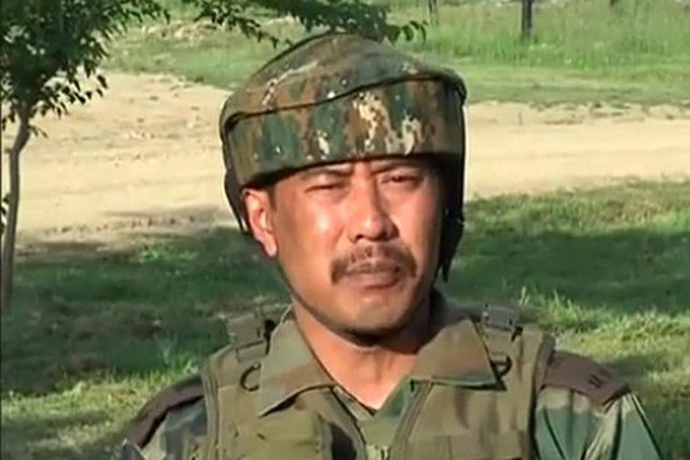 Kashmir Human Shield Fame Major Gogoi Detained From Srinagar Hotel