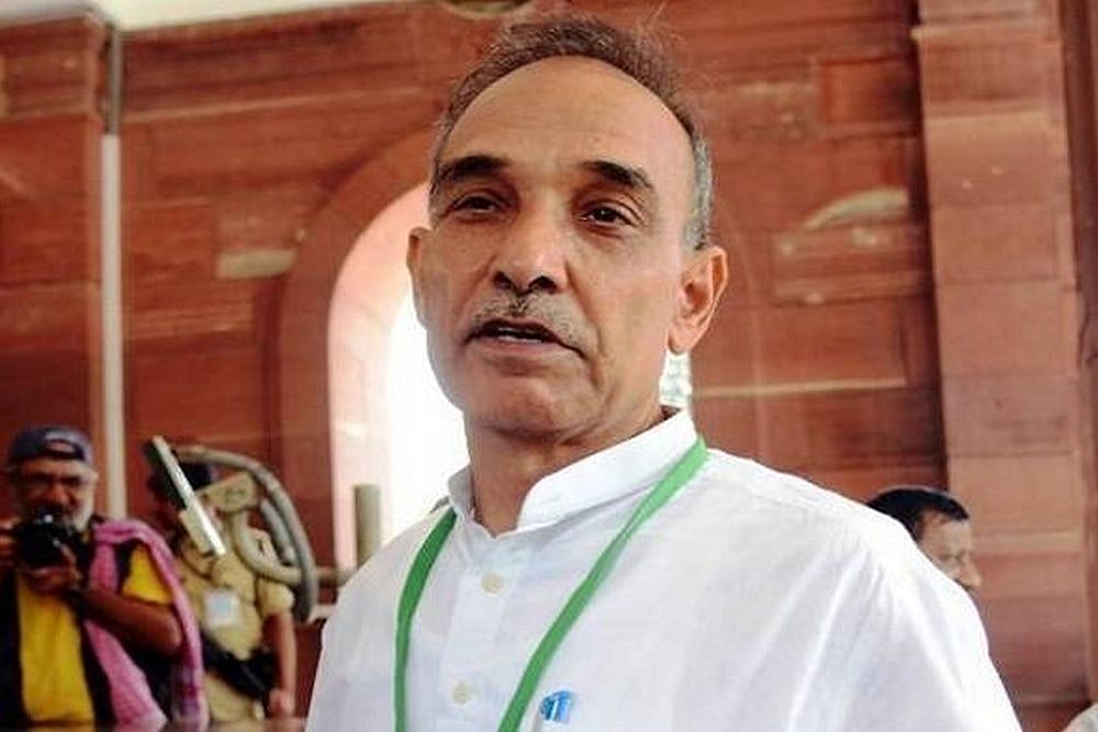 My Ancestors Weren't Apes: Union Minister Satyapal Singh Again Challenges Darwin's Theory Of Evolution