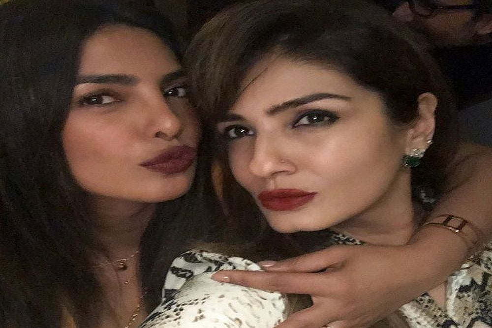 Priyanka Chopra Snapped With Engagement Ring?