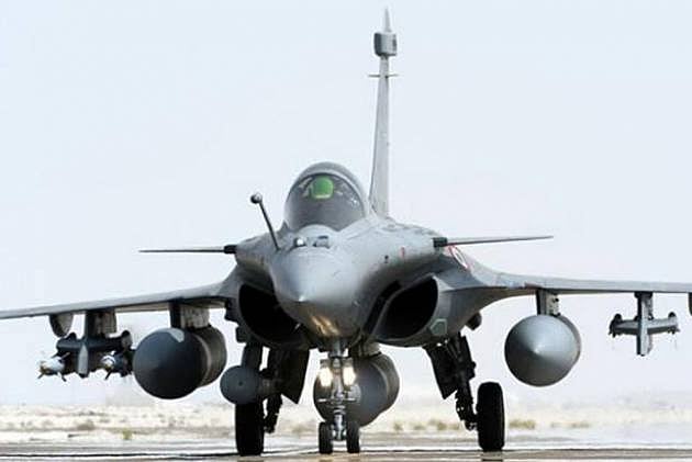 Rafale Deal: Congress Delegation Meets CVC, Demands Registration Of Corruption Case
