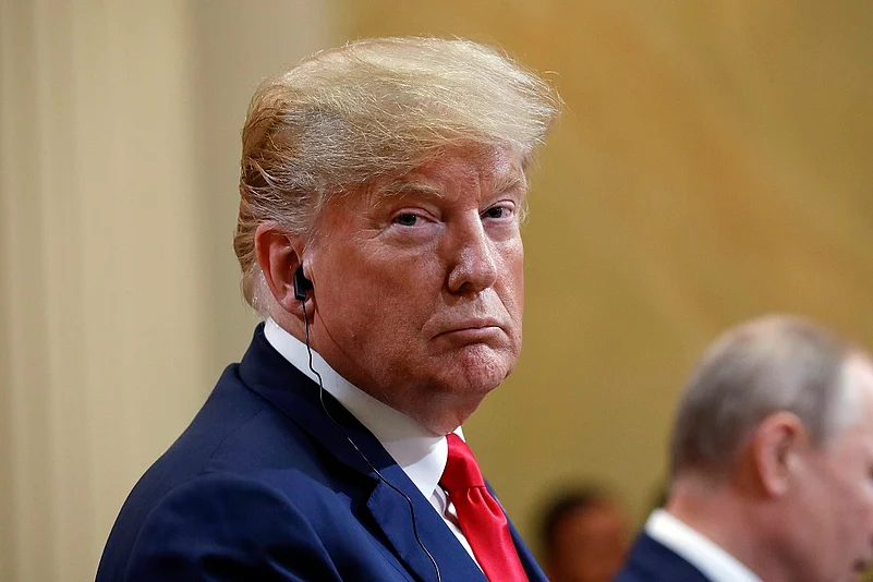 Trump Claims Pakistan-Afghanistan Conflict Will Be An ‘Easy One’ To Solve